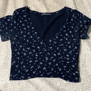 Brandy Melville crop top